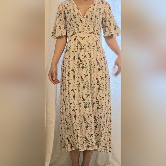 COTTAGECORE ROMANTIC Wrap Maxi Dress - Picture 4 of 7